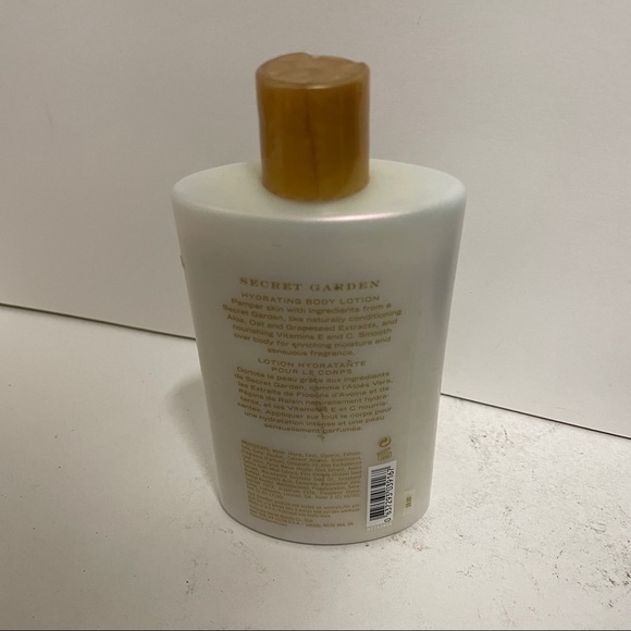 Victoria Secret Love Spell Hydrating Body Lotion - Picture 2 of 2